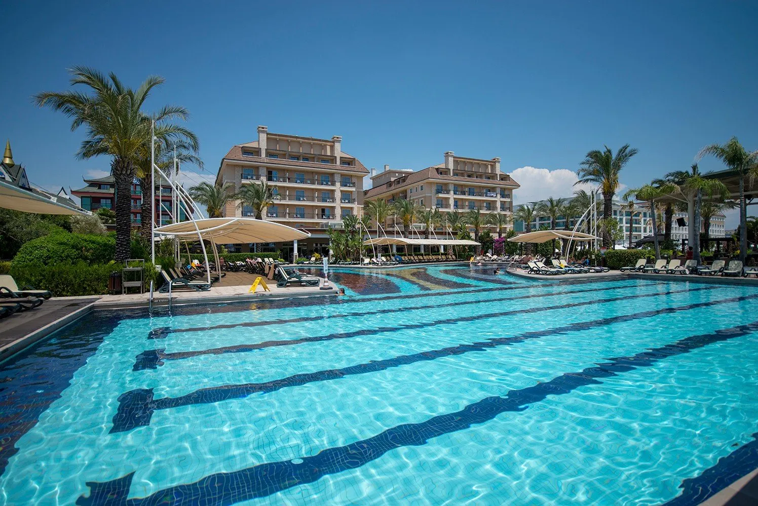 Crystal Family Resort