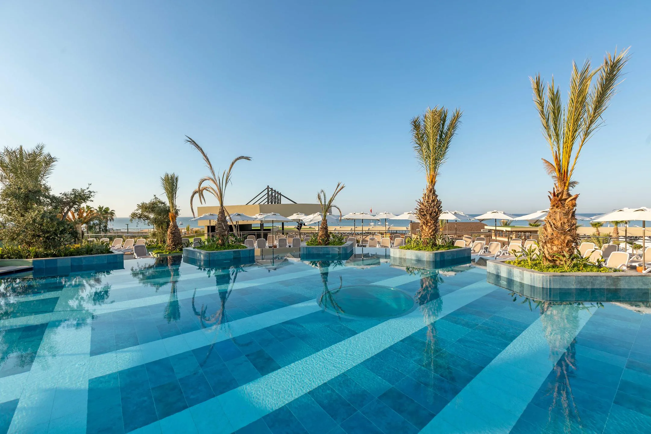 Kirman Belazur Resort &amp; Spa